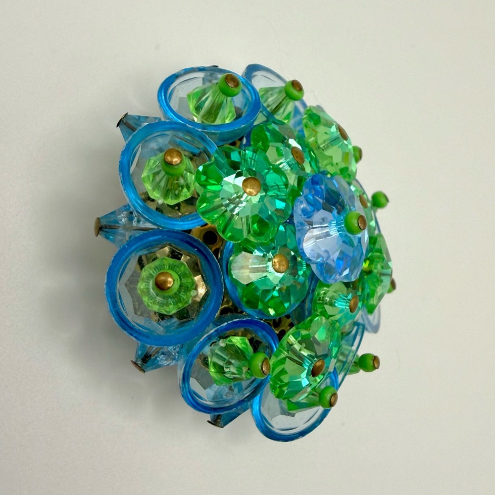 Unbranded-Vintage 1960-Brooch Pin-UV Glow Margarita Blue & Green Lucite-EUC - Picture 3 of 7